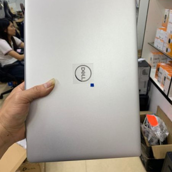 Dell Ins 5498 i5 gen 10 ram 8 ssd 256 FHD VGA