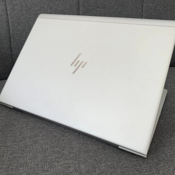 HP ELITEBOOK 830 G5 I5-8250U / RAM 8GB / SSD 256GB / MÀN 13.3″ FULLHD / VGA INTEL UHD 620