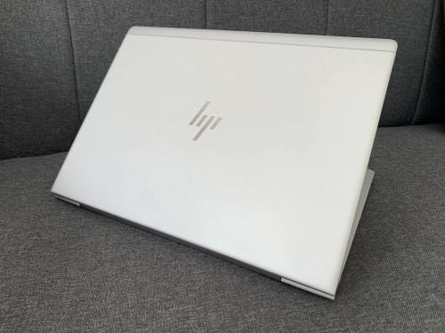 HP ELITEBOOK 830 G5 I5-8250U / RAM 8GB / SSD 256GB / MÀN 13.3″ FULLHD / VGA INTEL UHD 620