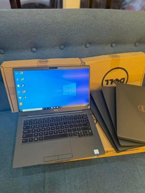 Dell Latitude 7400 i5 Carbon – Sang trọng, nhẹ nhàng, pin siêu trâu!