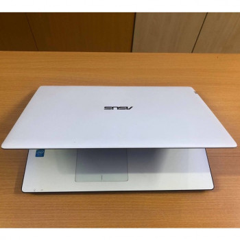 Laptop Cũ Rẻ Asus X553MA Trắng Mỏng Nhẹ Ram 8G SSD Màn To Pin Trâu Trắng Đẹp Keeng
